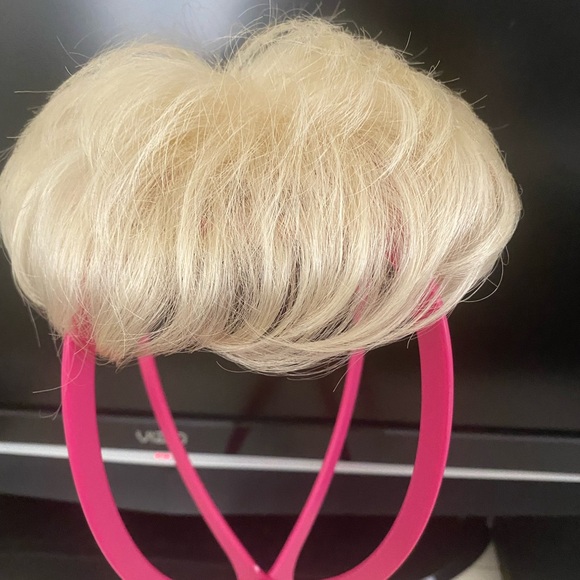 Adolfo Hair topper - Picture 3 of 5